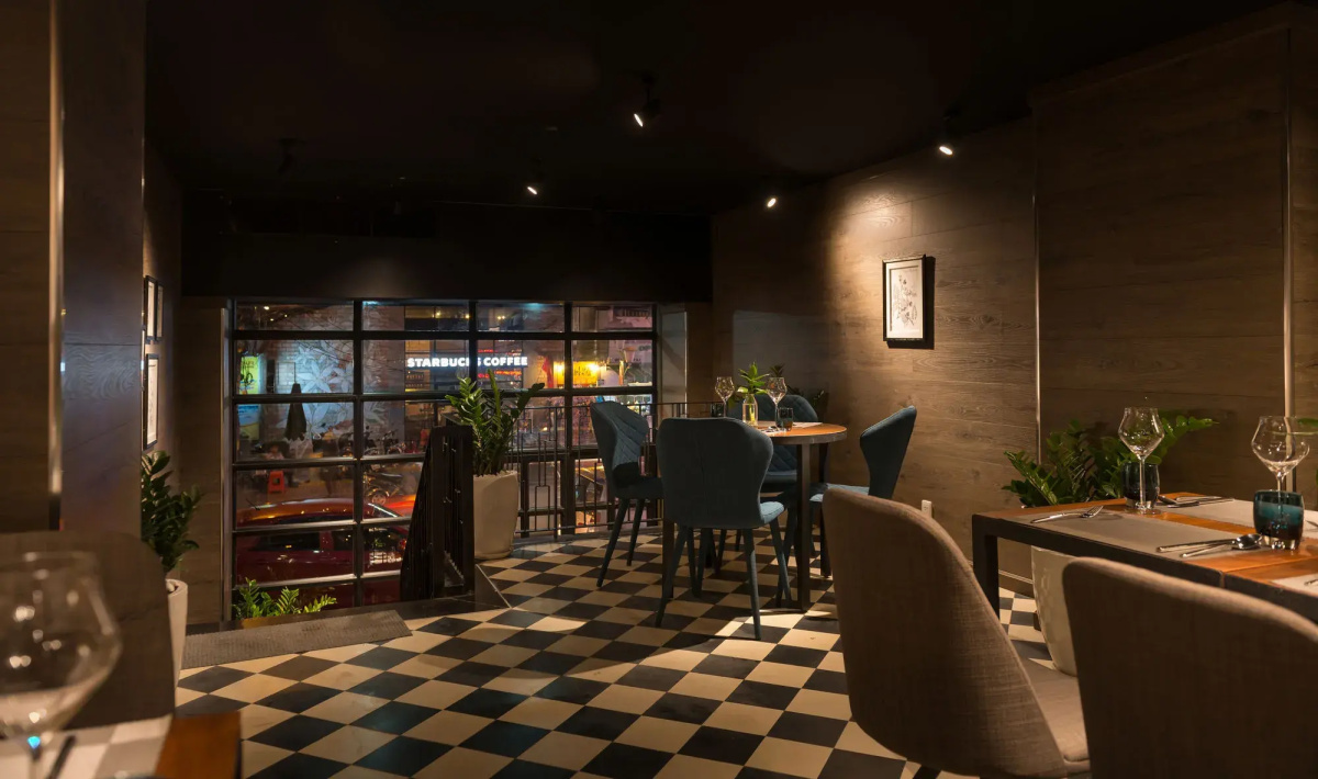 C Central Hotel