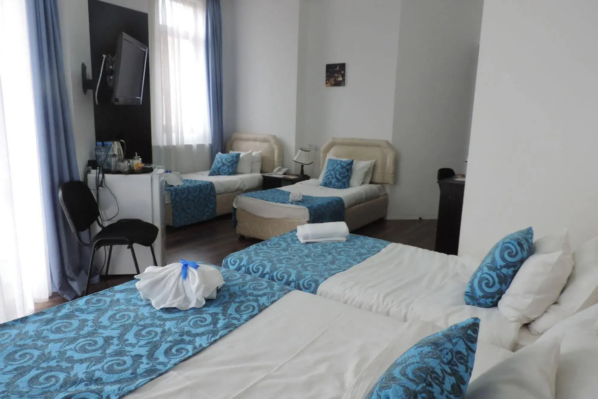 Отель Mirobelle