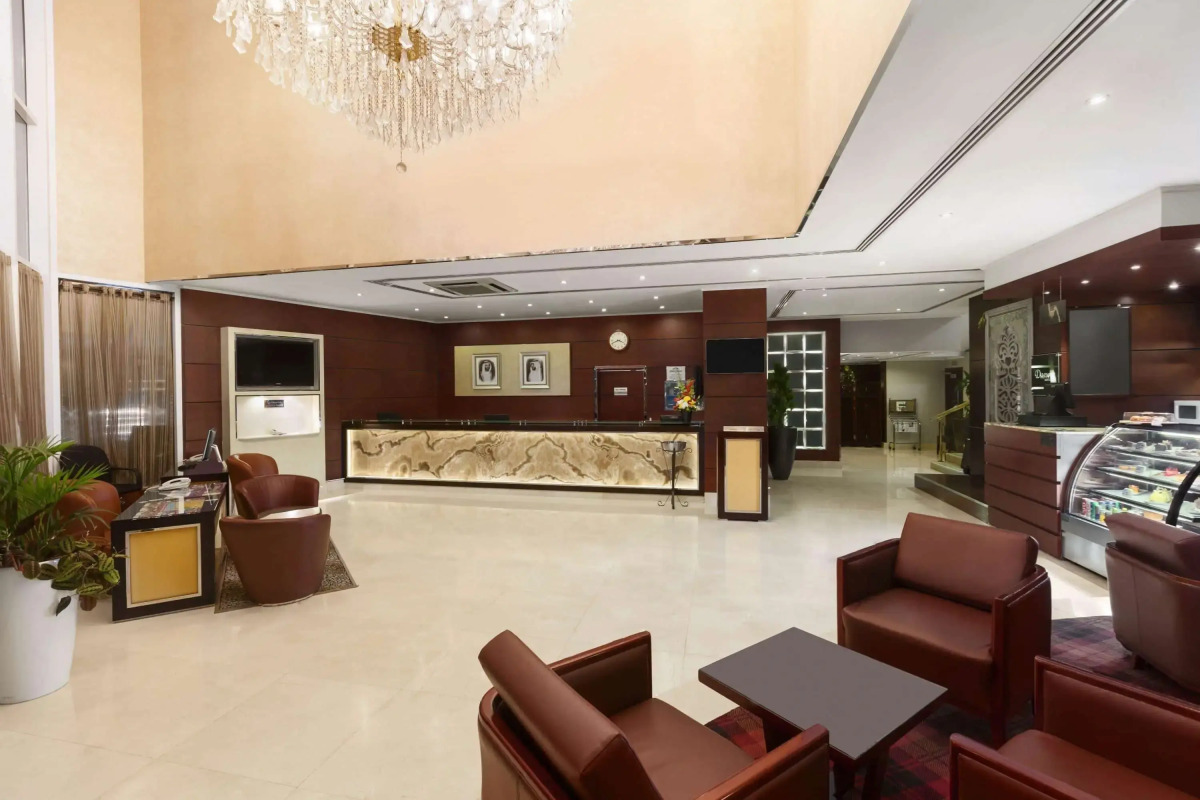 Отель Howard Johnson by Wyndham Bur Dubai