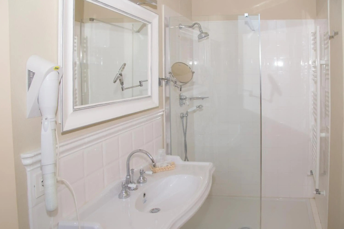 Royal Victoria Hotel