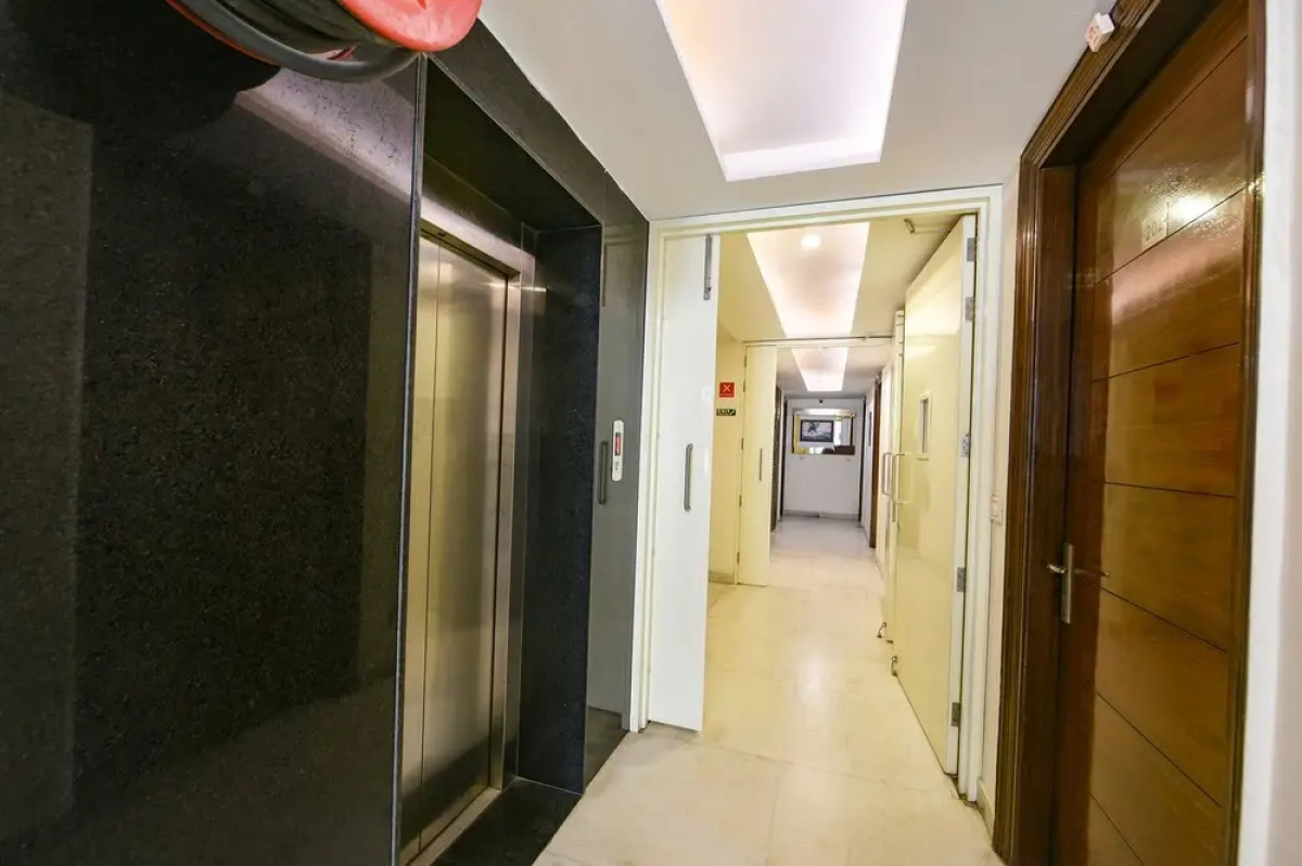 FabHotel Baba Residency