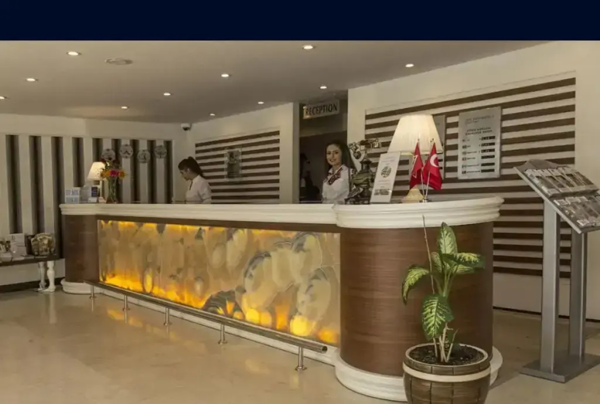 Best Western Plus Khan Hotel