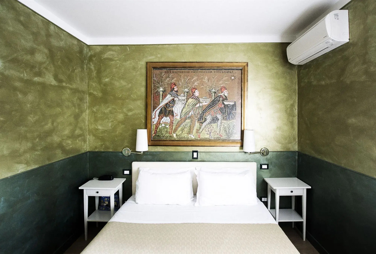 Hotel Diana