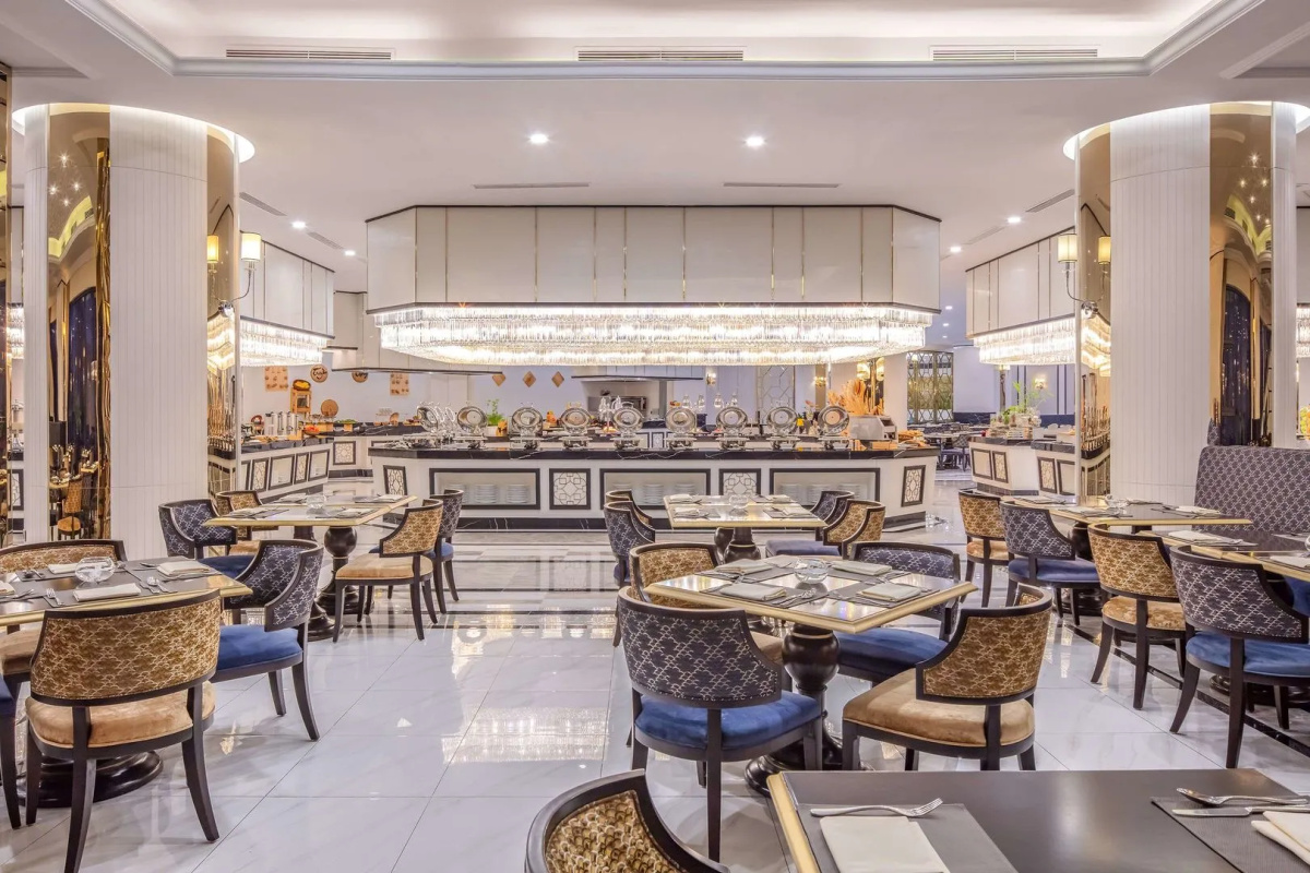 Отель Melia Vinpearl Nha Trang Empire