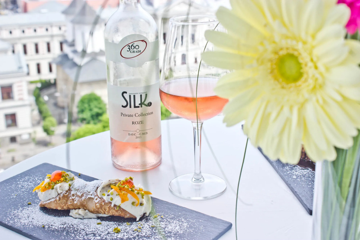 Z Executive Boutique Hotel