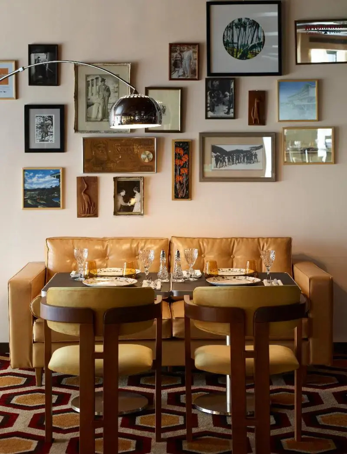 Отель Brown Acropol