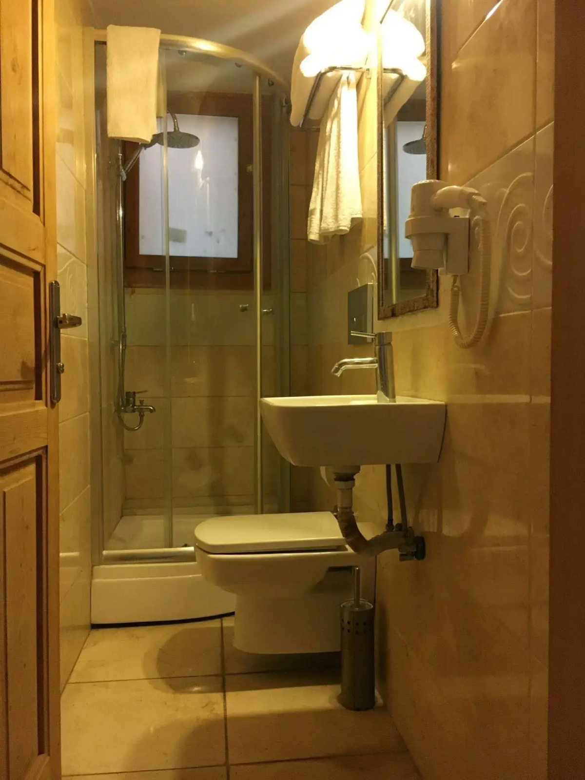 Old Town Deluxe Flats