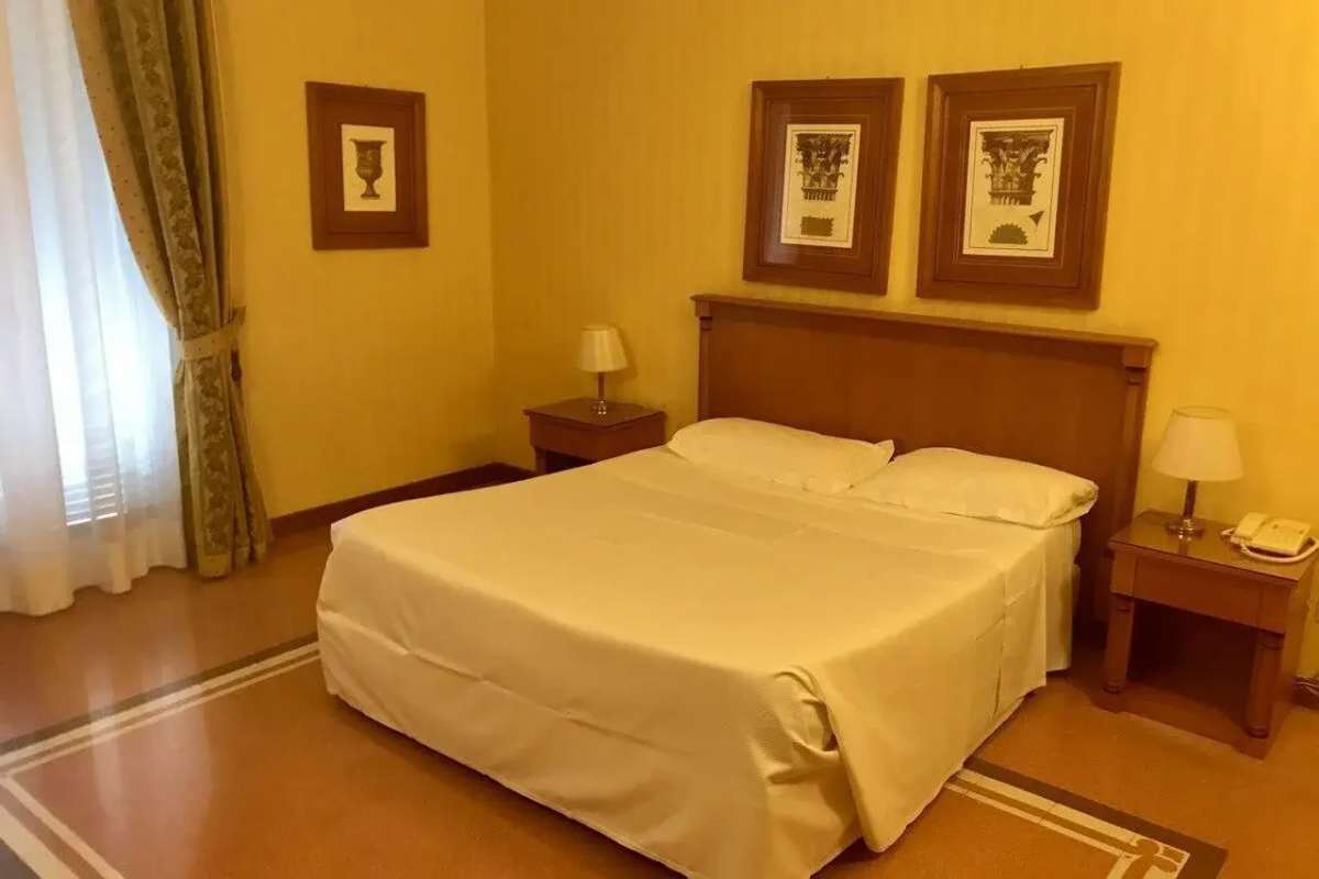 Residenza DAragona Hotel