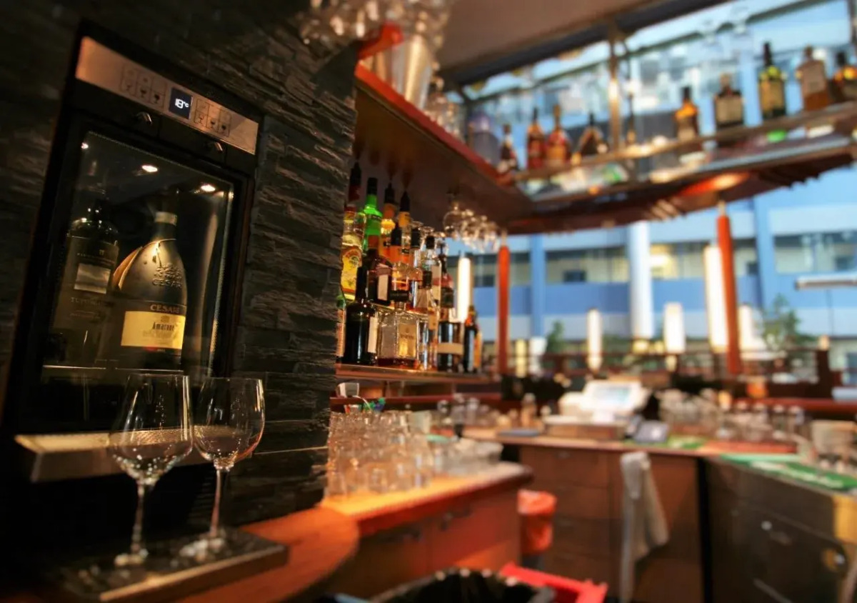 Skyline Airport Hotel