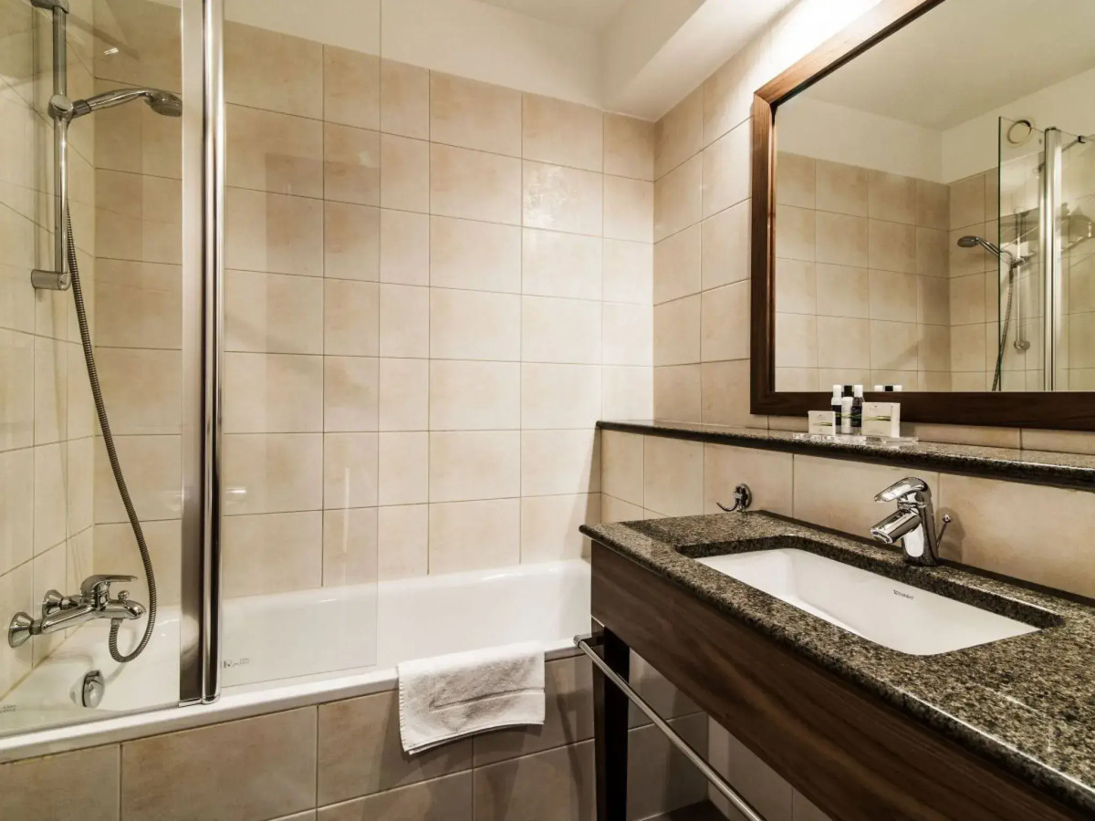 Airport Hotel Okecie