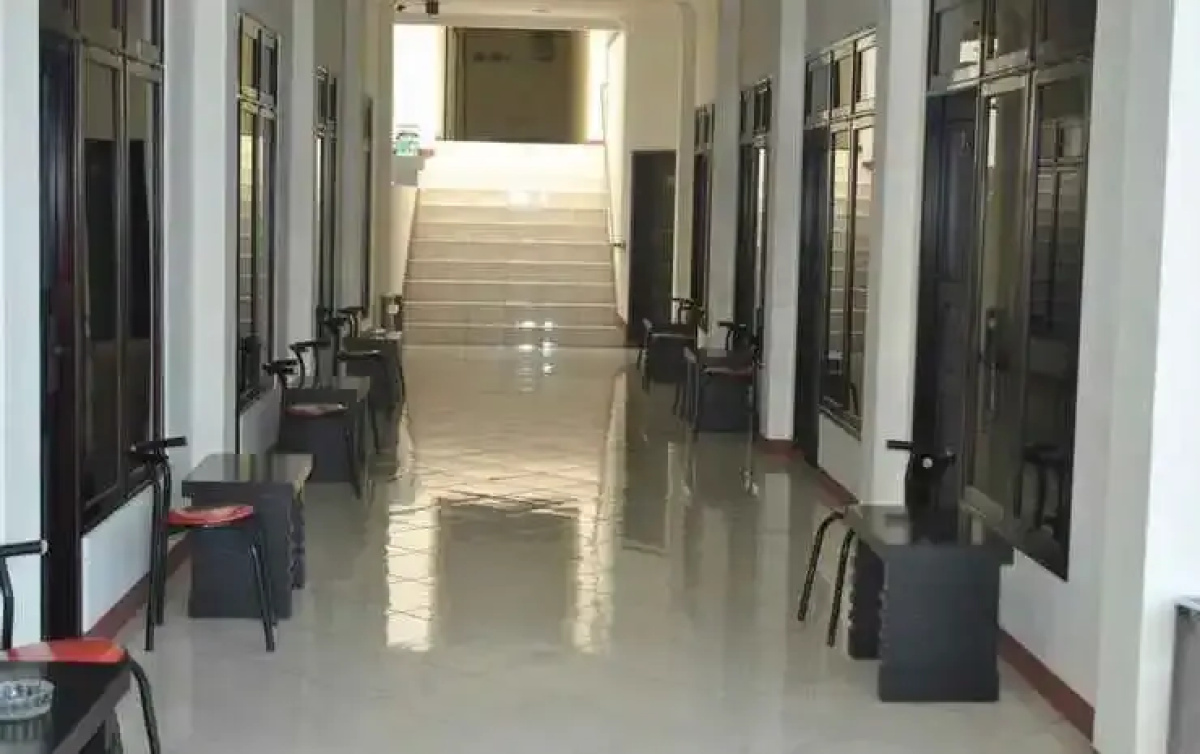 Grand Wisata Hotel