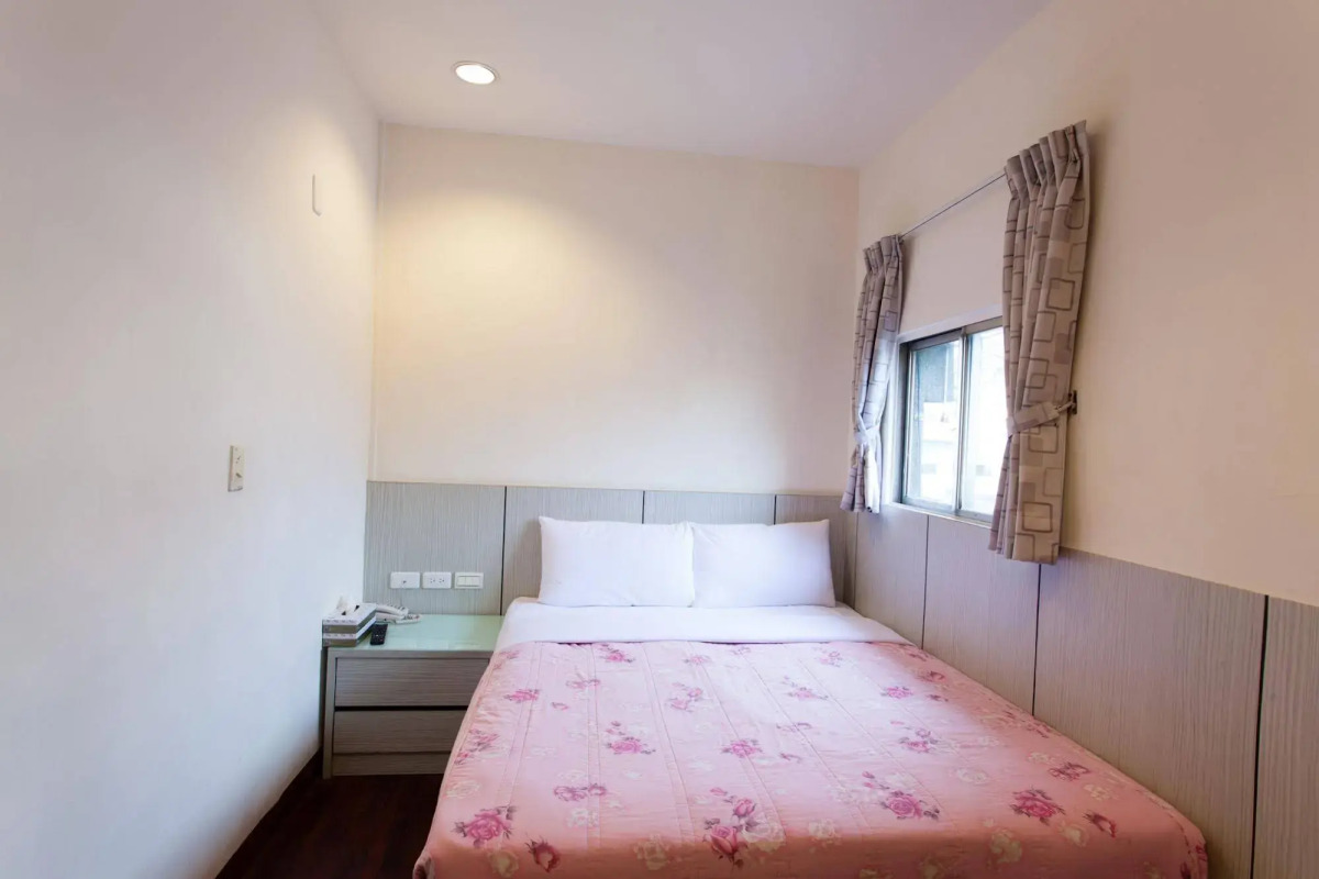 Ruei Gung Business Hotel
