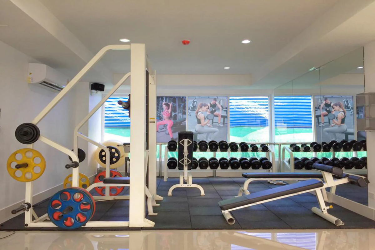 Top High Airport Link Hotel