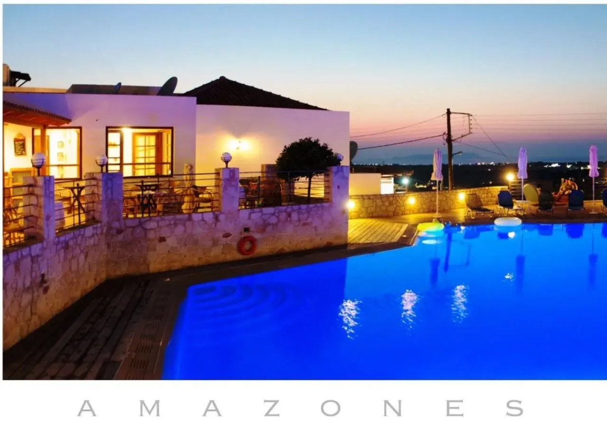 Amazones Village Suites