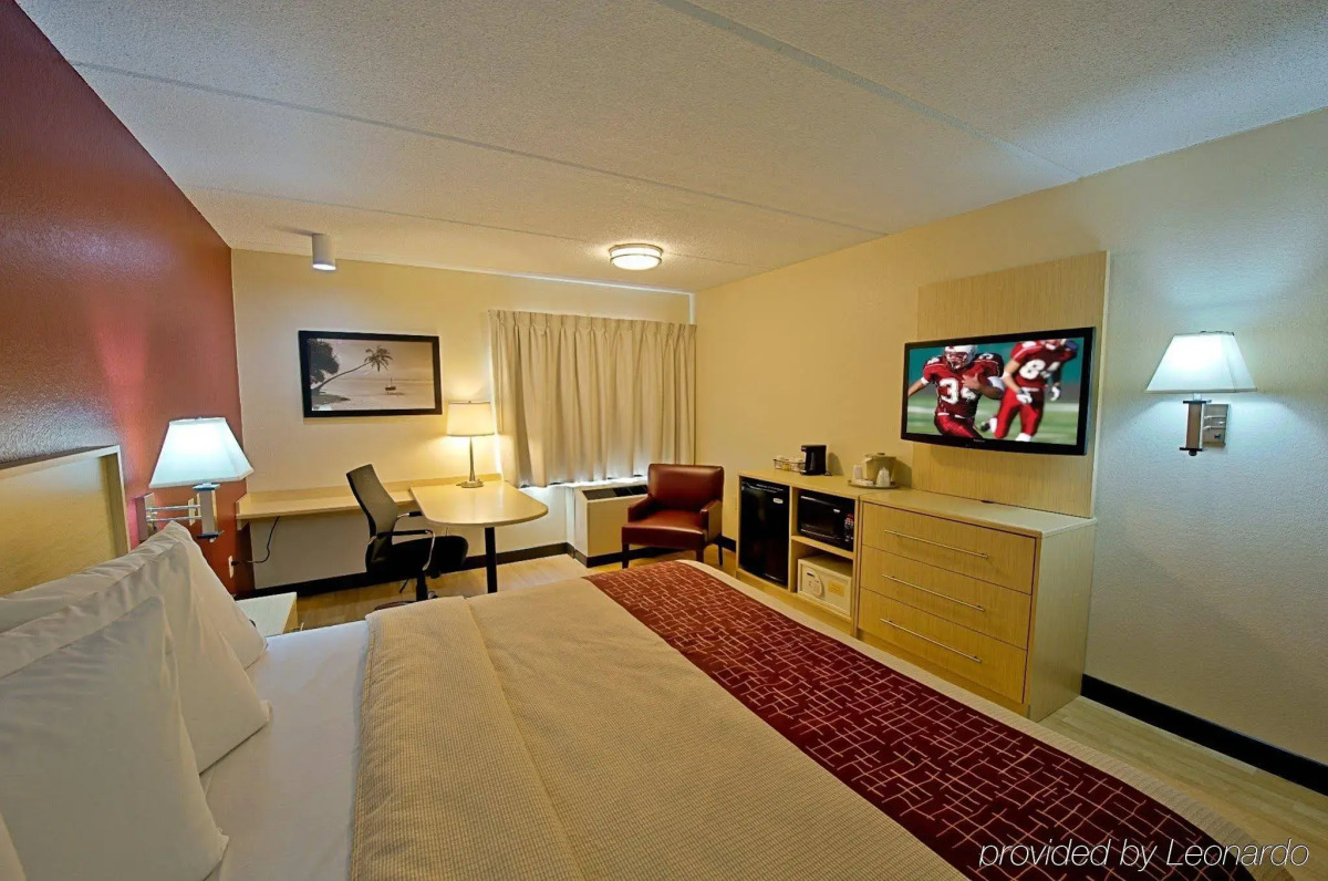 Red Roof Inn PLUS+ Miami Airport
