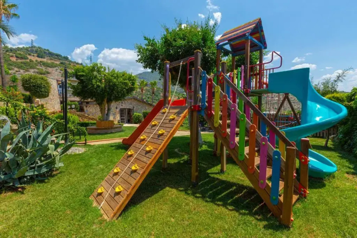 Illusion Beach Club Hotel +16 Only Adult