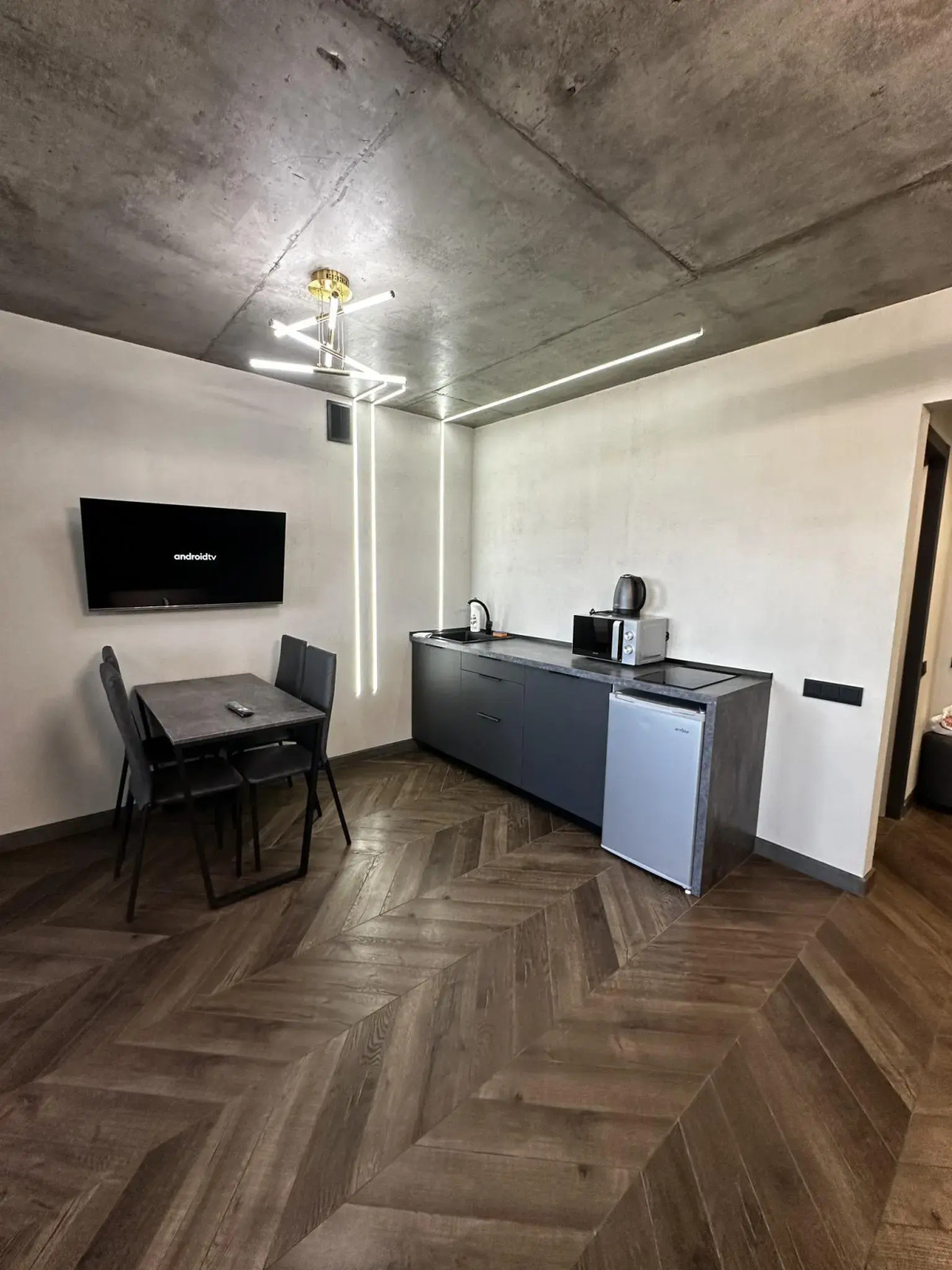 Апартаменты на улице Конституции 5/1