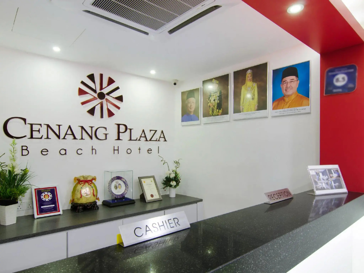 Cenang Plaza Beach Hotel