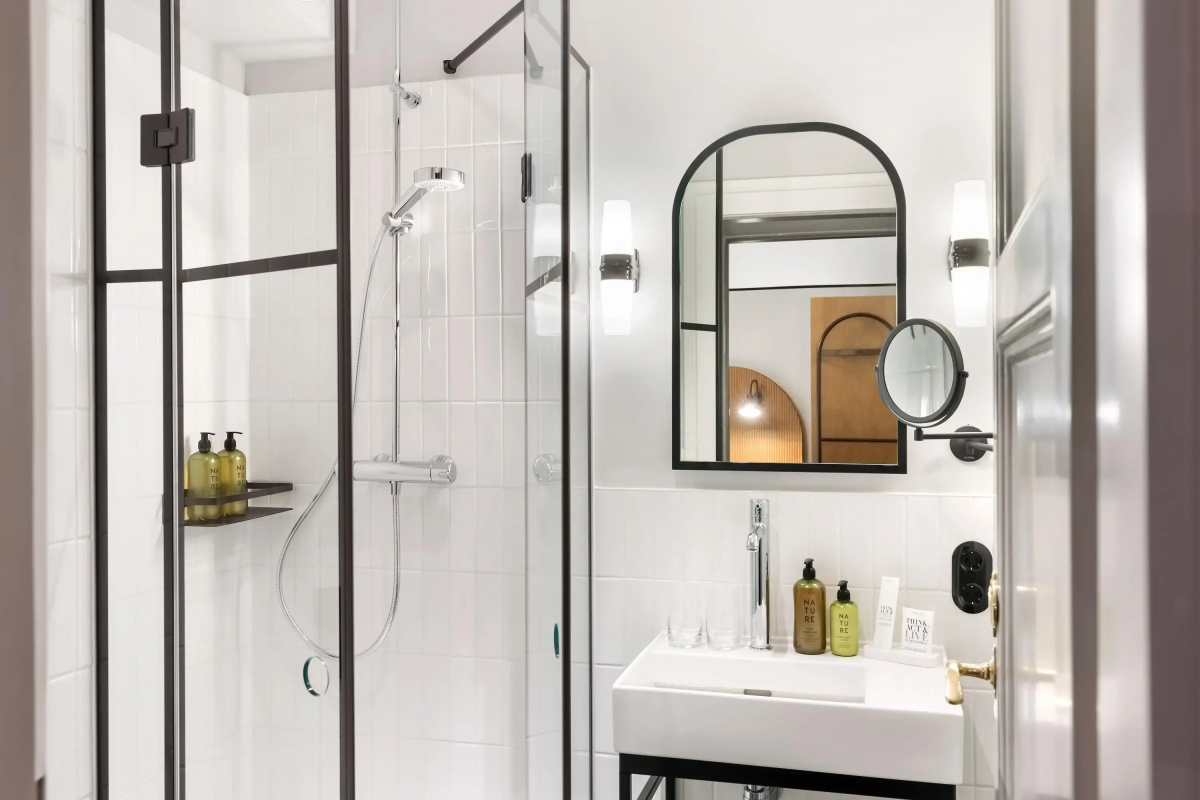 Hotel Astoria Vienna, Curio Collection by Hilton