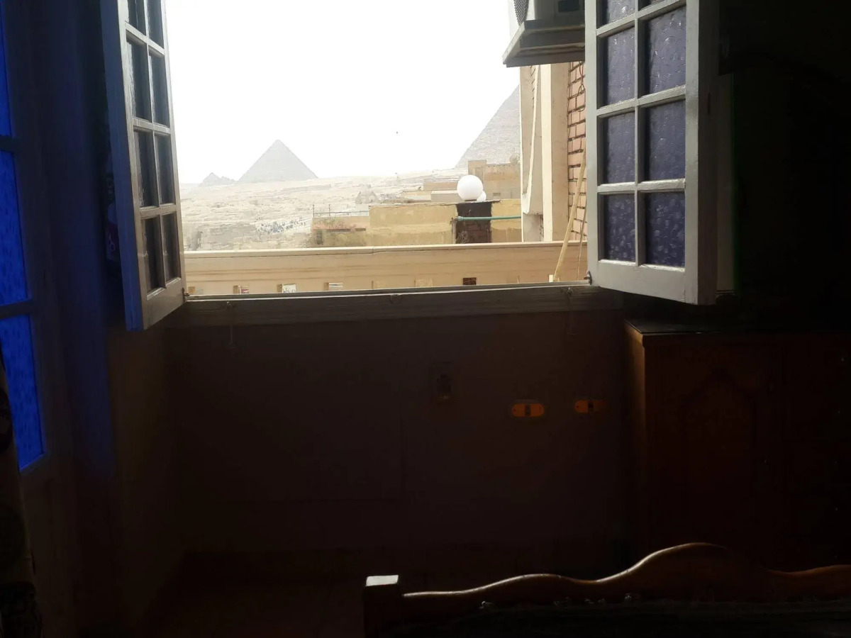 Pyramids Plateau Inn