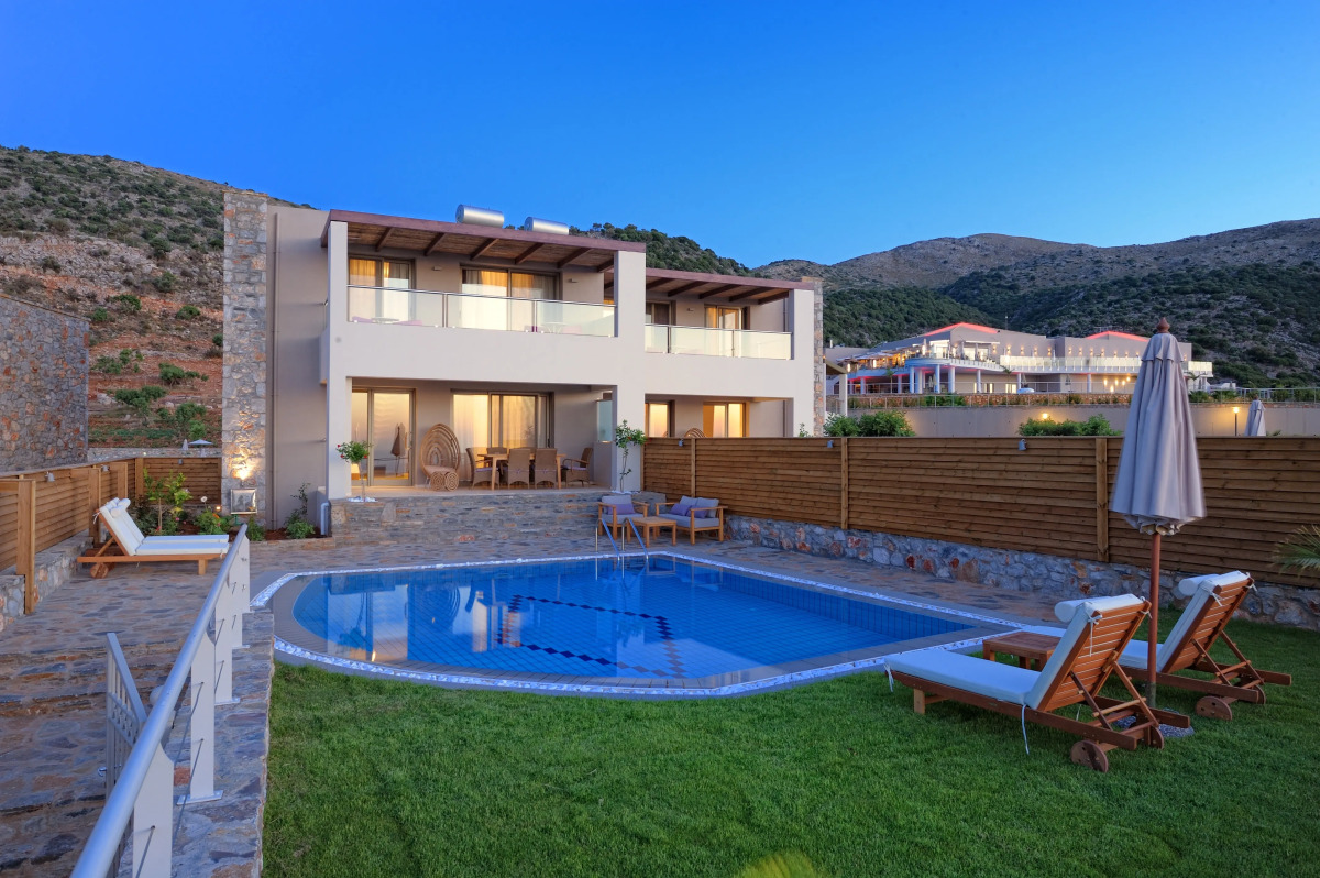 The Noverian Scenic Crete Hilltop Villa Resort & Spa