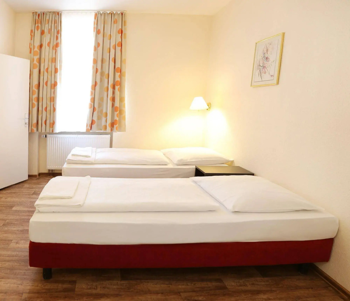 Pension Alpha Frankfurt City