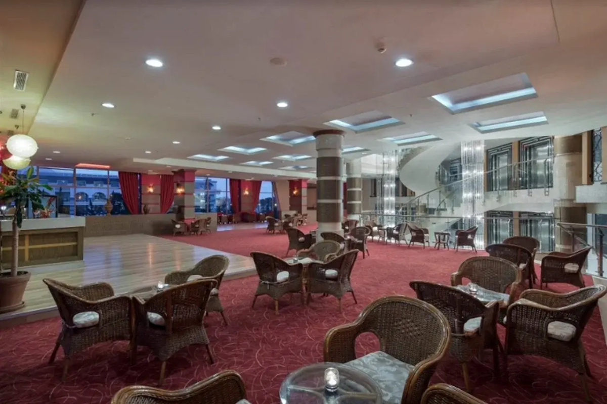Grand Ring Hotel