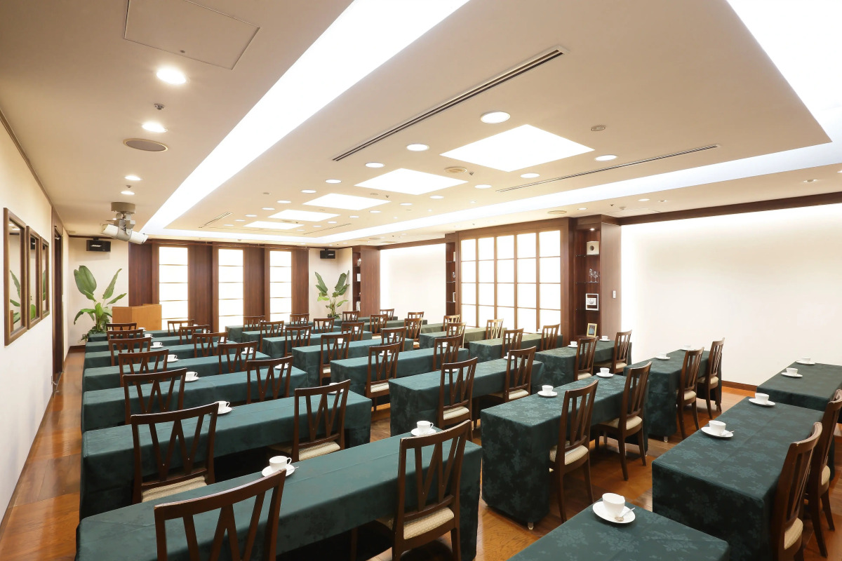 Shin-Osaka Esaka Tokyu REI HOTEL