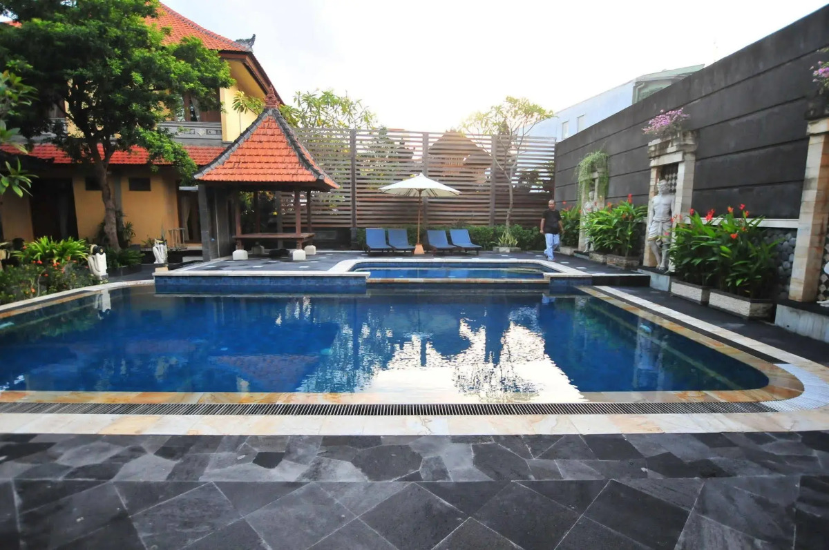 Sandat Hotel Legian