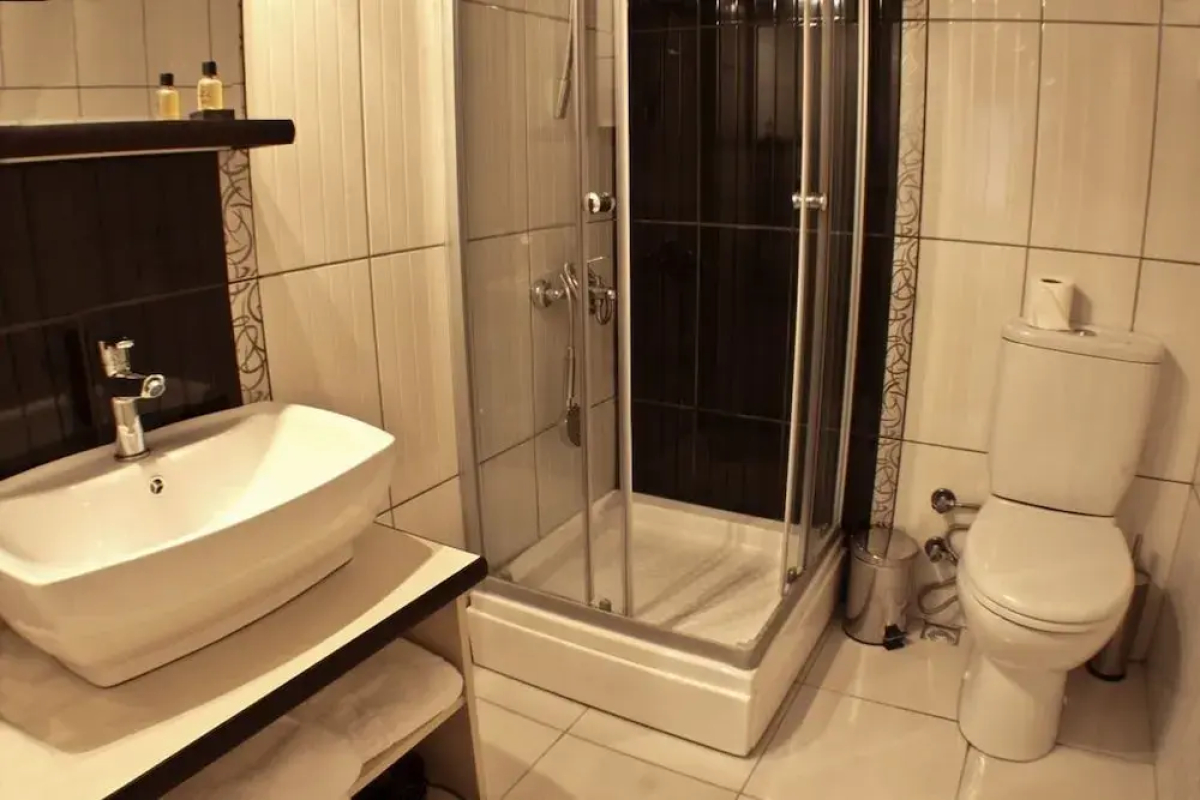 Glorina Hotel
