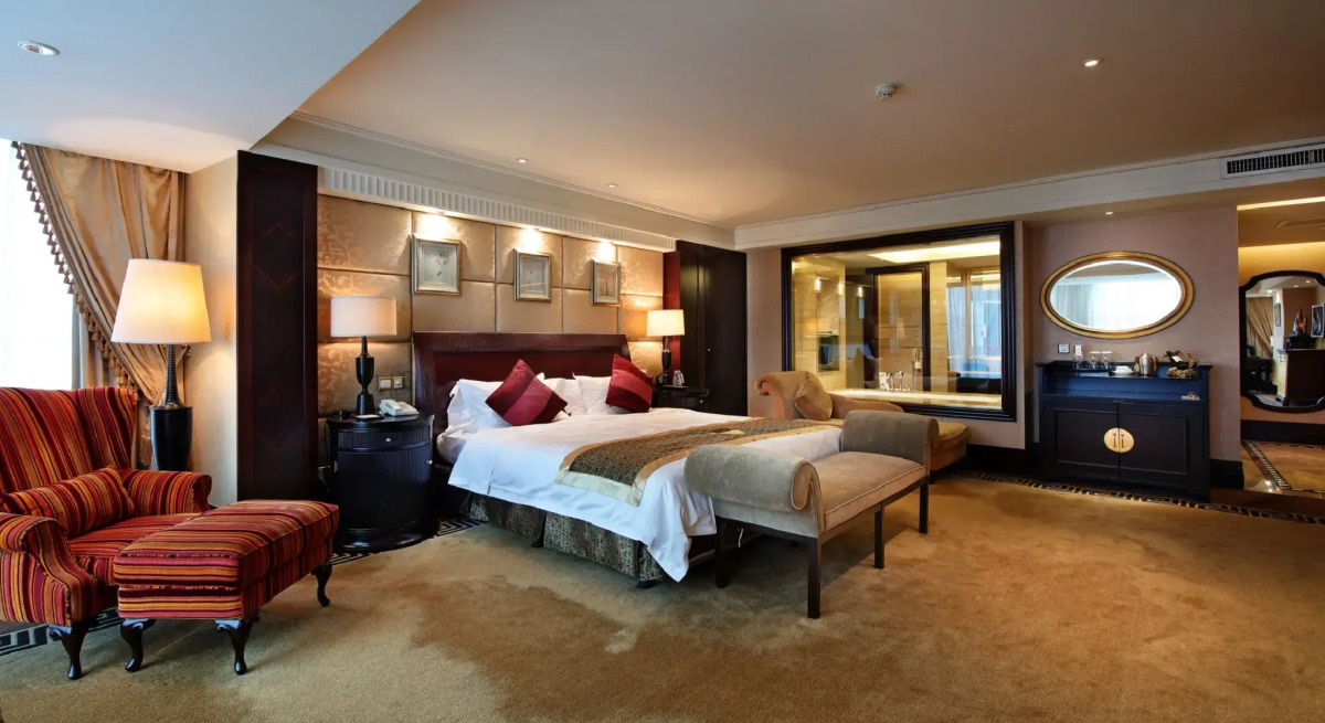 Royal Mediterranean Hotel