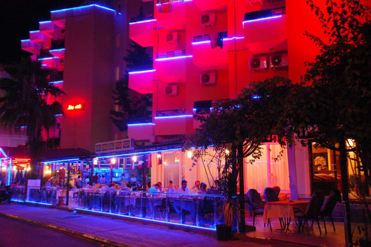 Kleopatra İkiz Otel