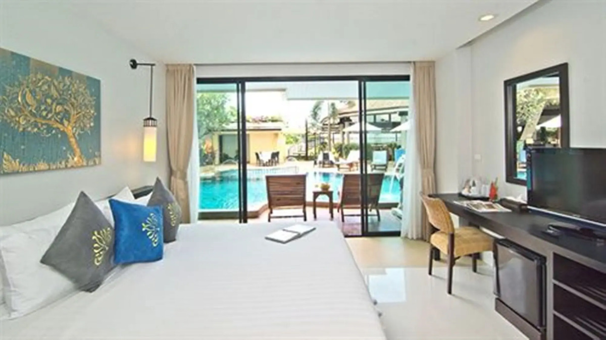 Отель Palmyra Patong Resort