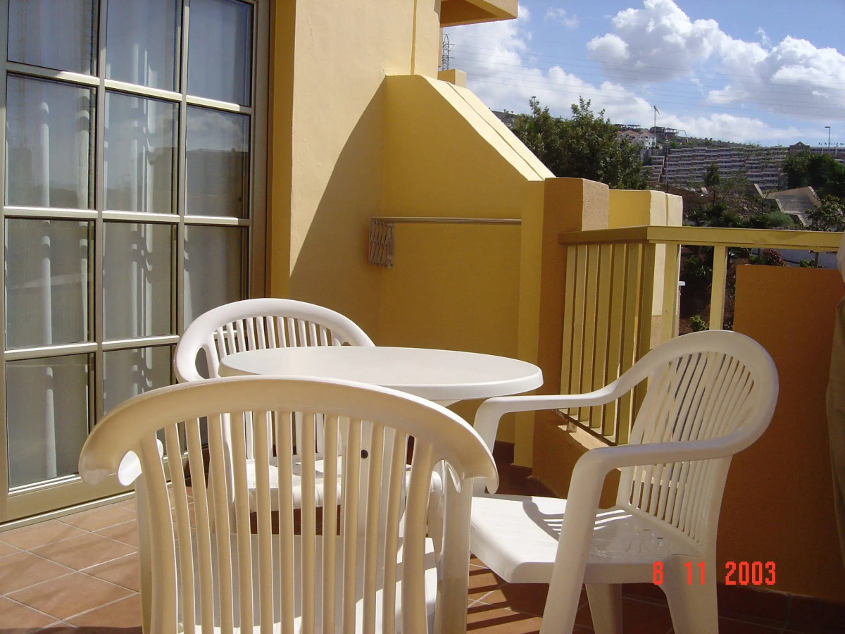 Playaolid Suites & Apartments