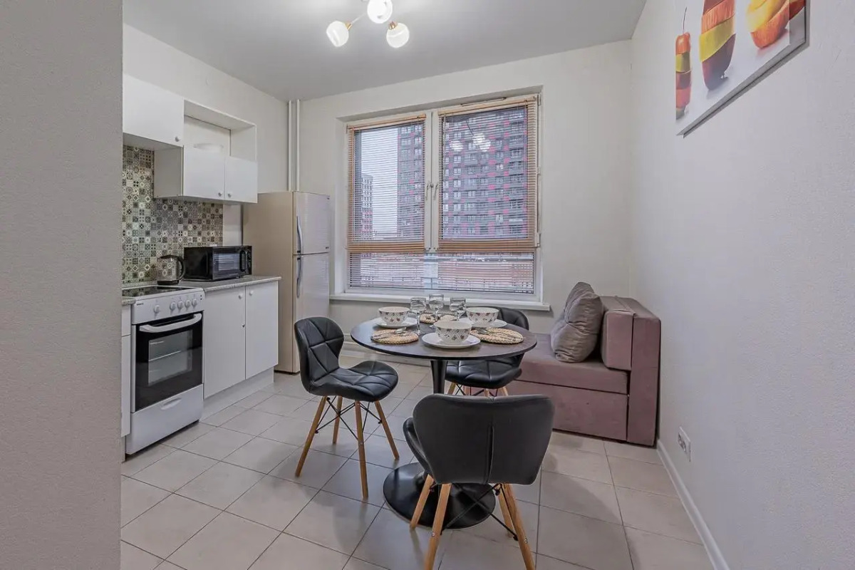 Хорошего дня на проспекте Космонавтов 11В