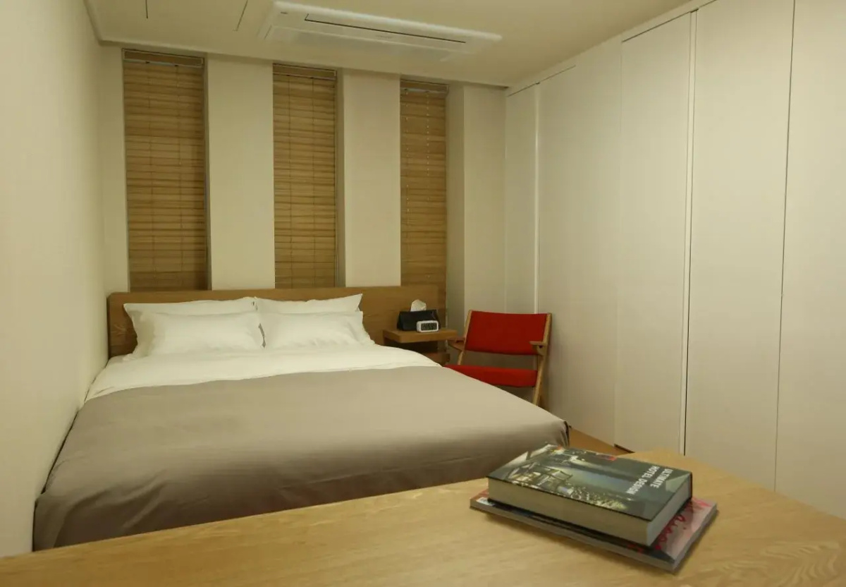Navi Hotel Residence