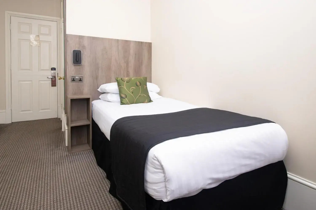 Kensington Gardens Hotel