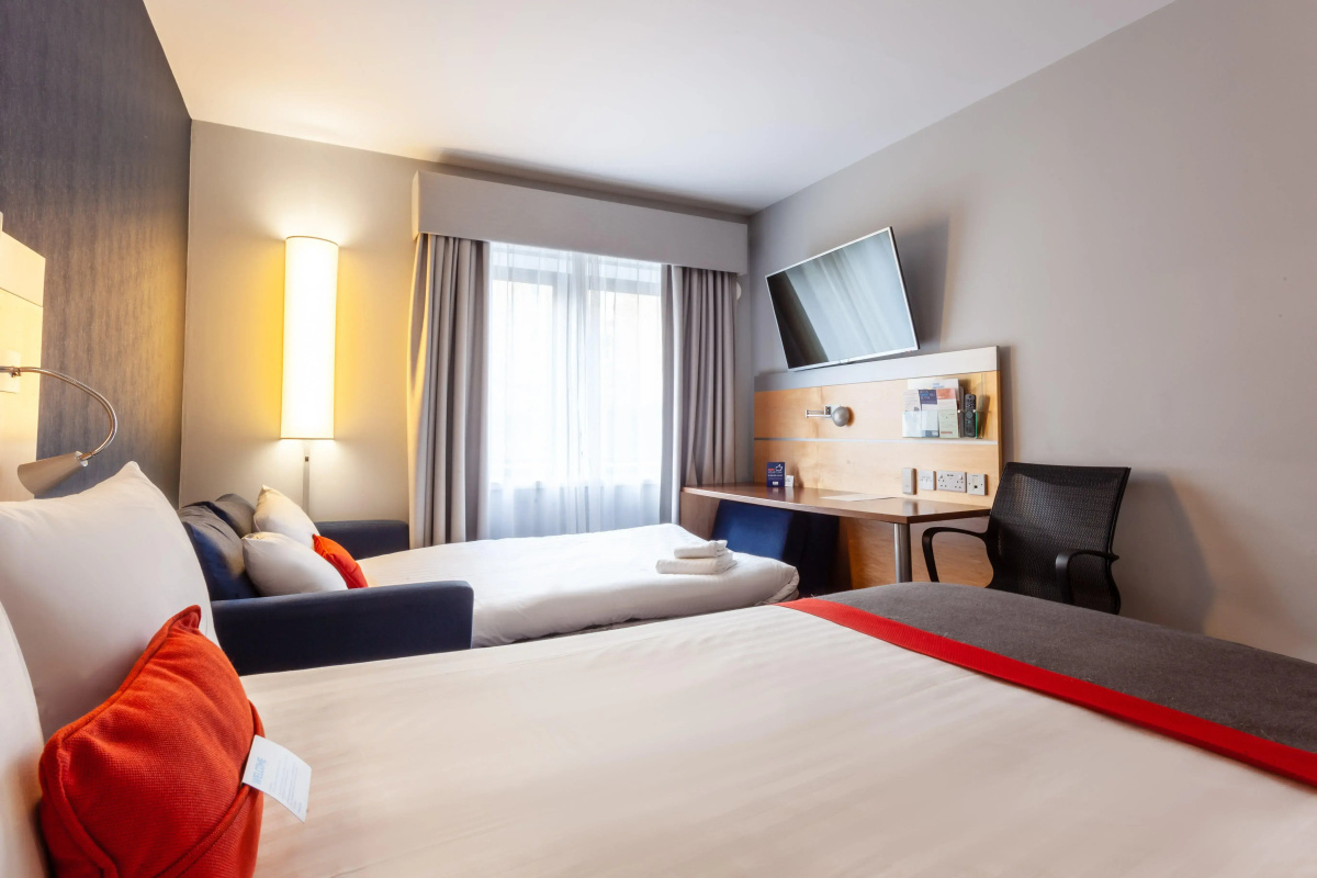 Holiday Inn Express Edinburgh Royal Mile by IHG