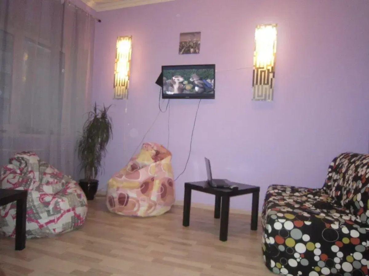 Double Plus Hostel Novoslobodskaya