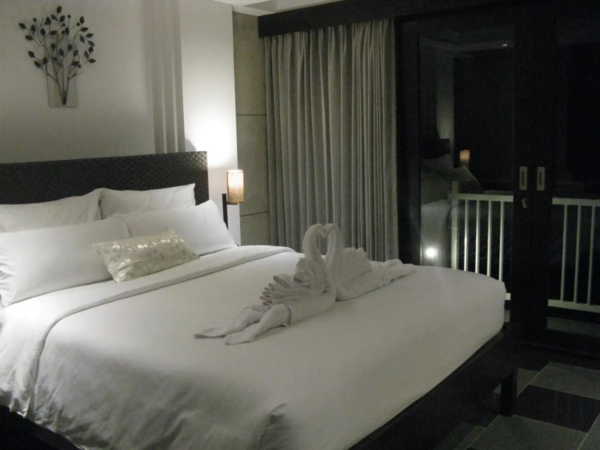 Anshel Hotel
