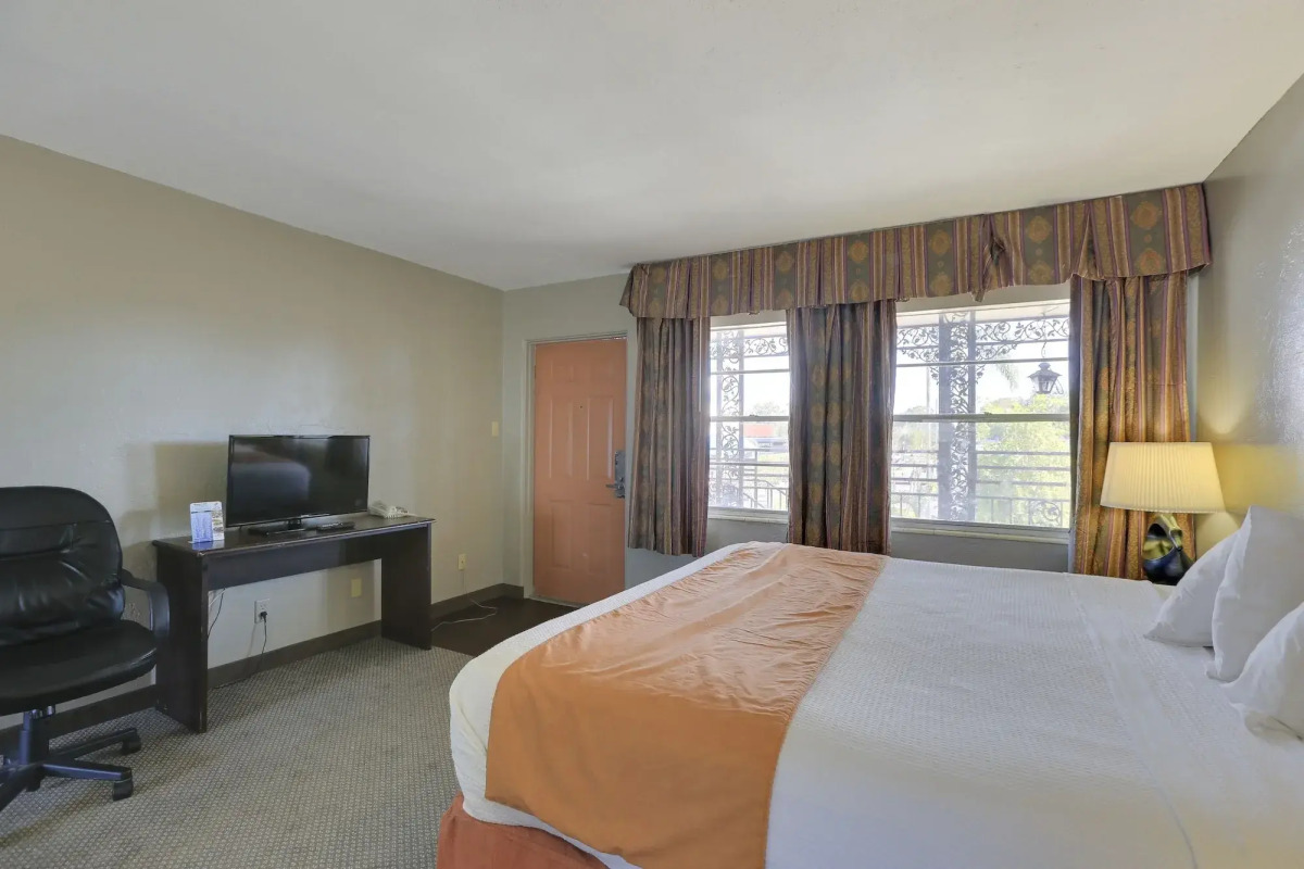 Budget Inn St Petersburg