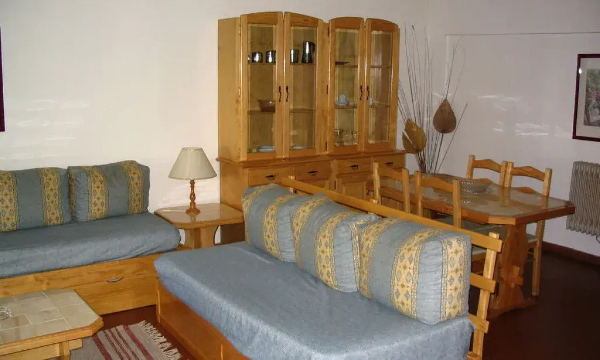 Parque Mourabel, Oasis Village, Pe do Lago