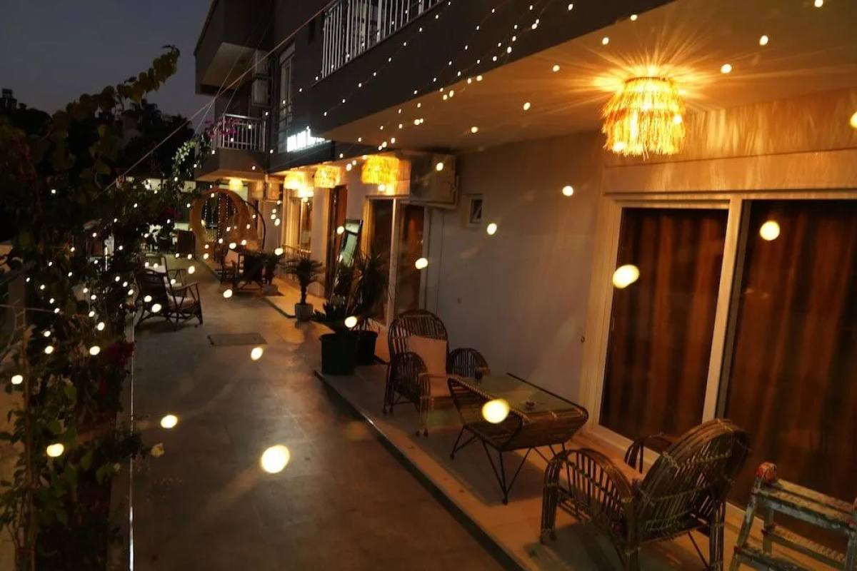Deadel Hotel