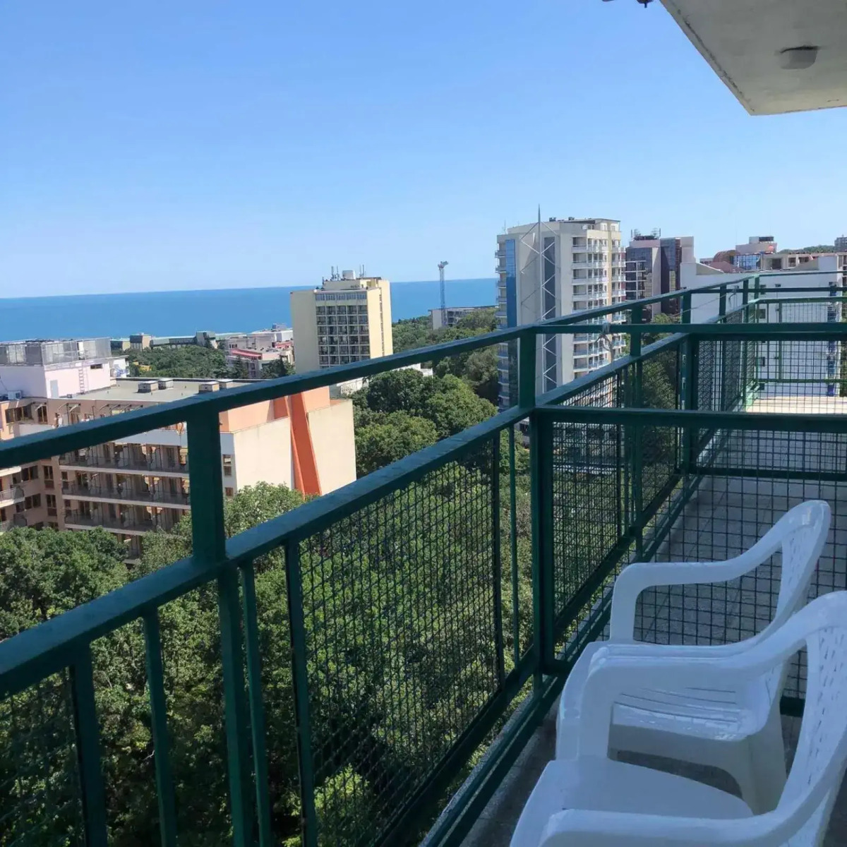 Sunny Varshava Hotel