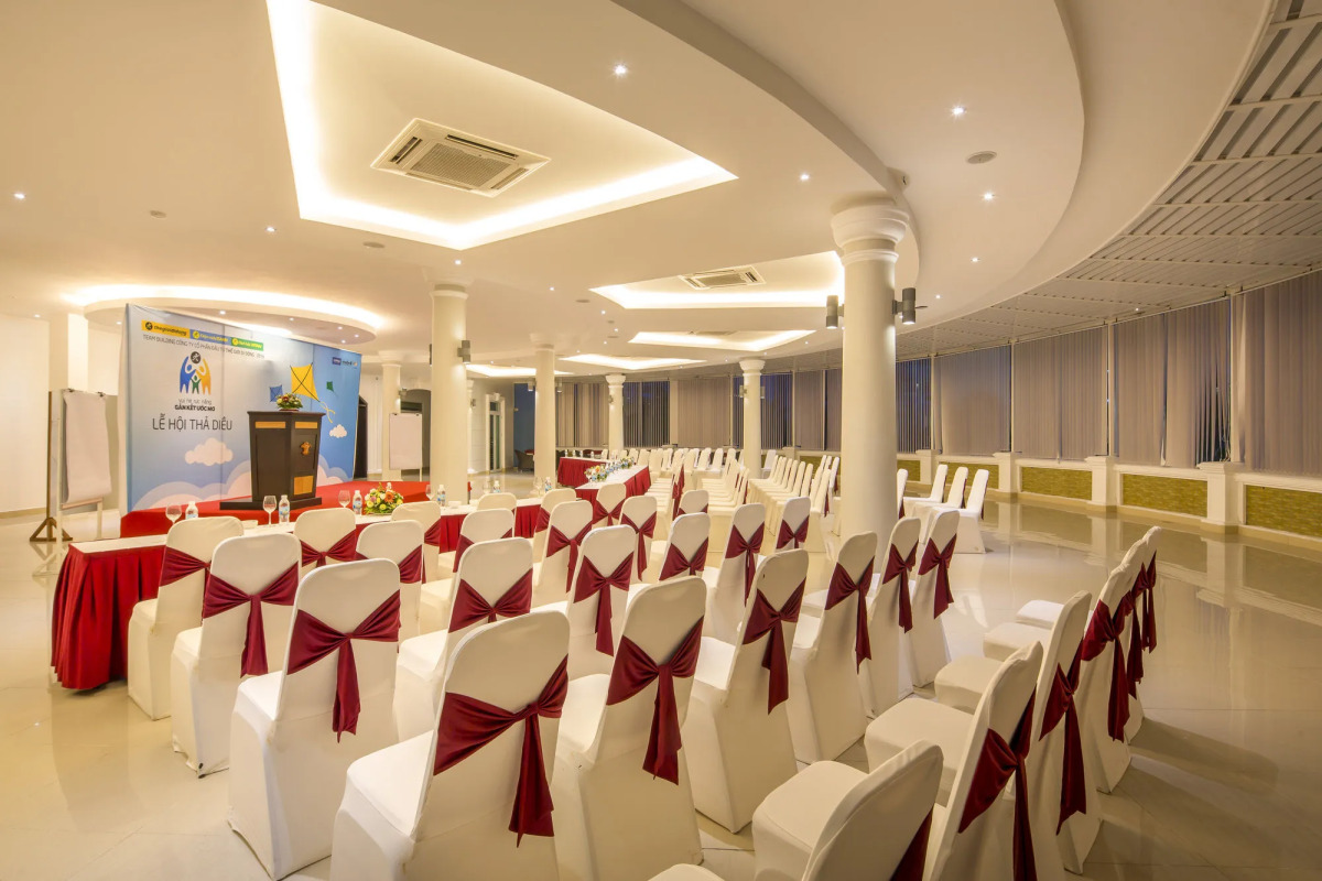 The Sailing Bay Beach Resort