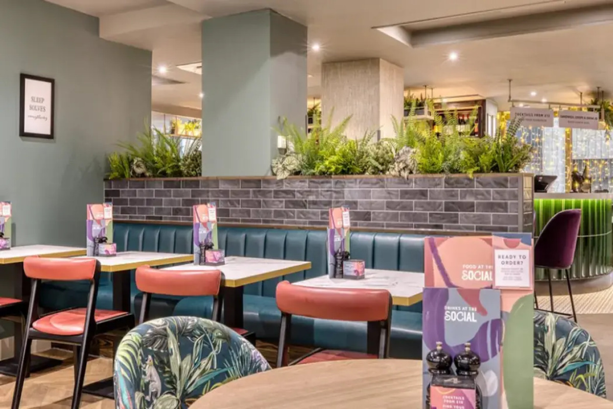 Premier Inn Glasgow City - George Square