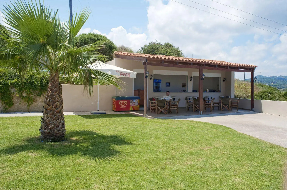 Renieris Hotel
