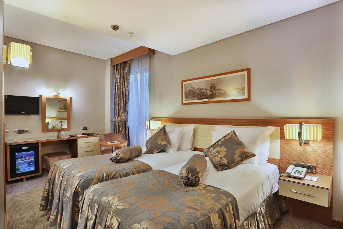 Momento - Special Class