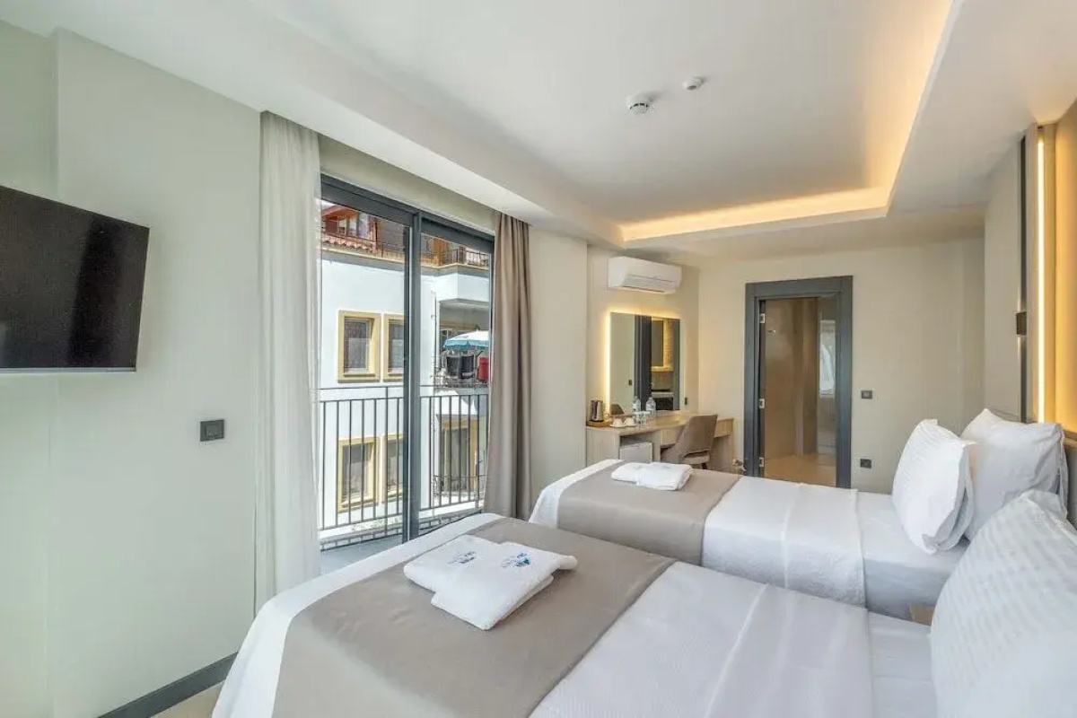 Seatown Hotel