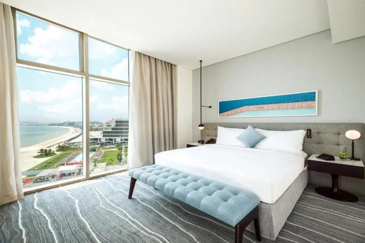 Th8 Palm Dubai Beach Resort, Vignette Collection, by IHG